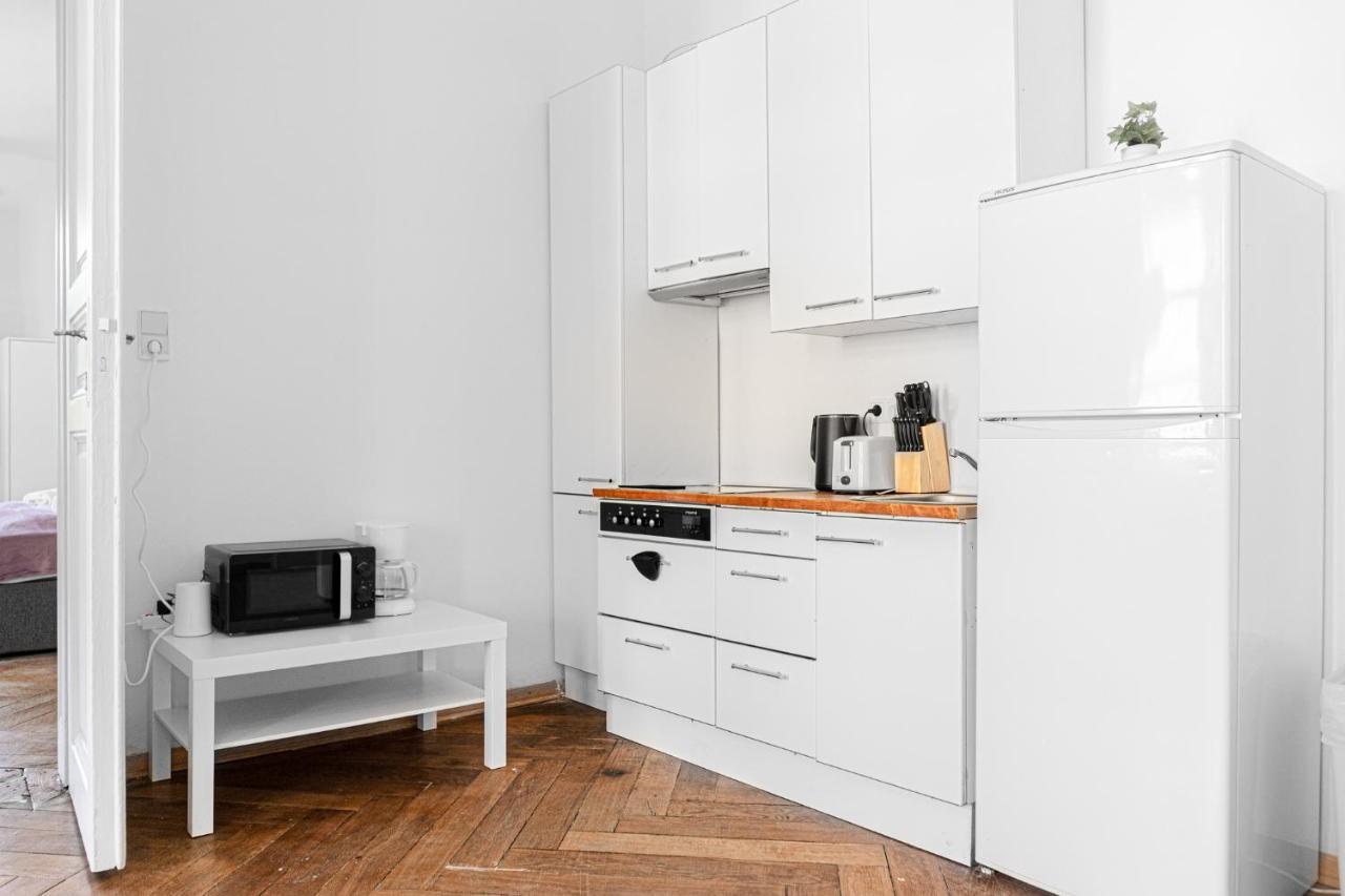 Cozy 2Br Apt. Near Akh Hospital-Ideal For Longstay Вена Экстерьер фото