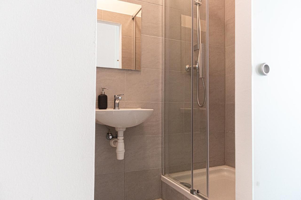 Cozy 2Br Apt. Near Akh Hospital-Ideal For Longstay Вена Экстерьер фото